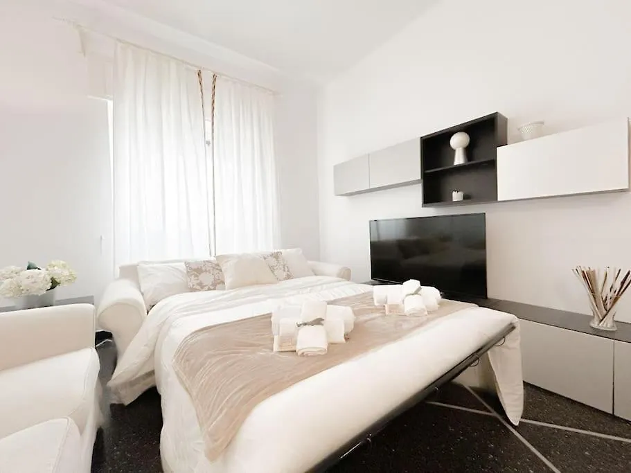 Suite In Nervi Porticciolo - Stazione10' - Wifi Janov 0*,