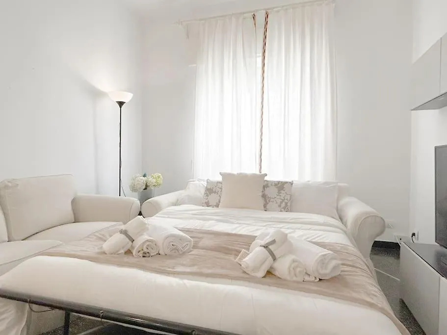 Apartment Suite In Nervi Porticciolo - Stazione10' - Wifi Genoa Italy